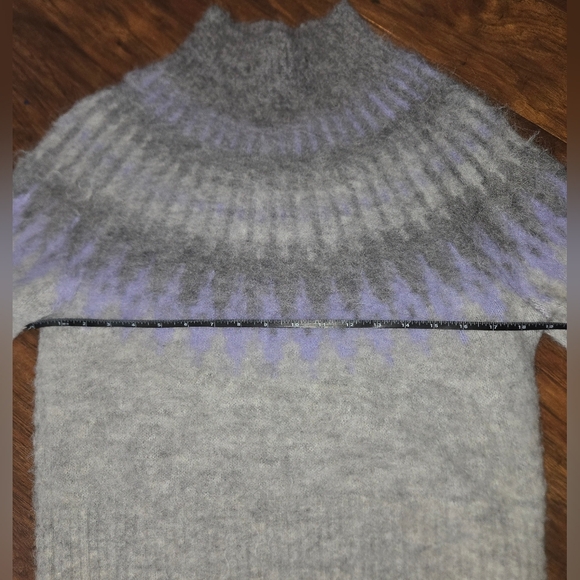 Banana Republic Alpaca Blend Mock Neck Fairisle Sweater in Heather Gray - Picture 8 of 13